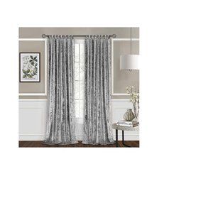 *CLEARANCE* Achim Home Furnishings Grey Harper Criss-Cross Pane